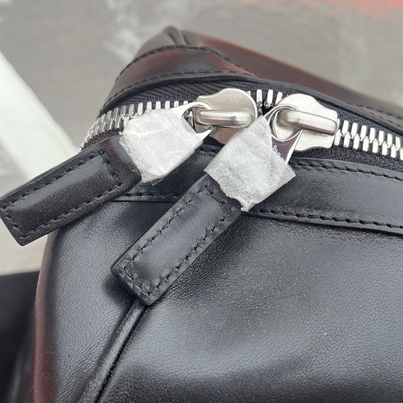 Rag & Bone Lenox Duffle Bag 20x12x 9 - amazing brand new bag! - Picture 4 of 5